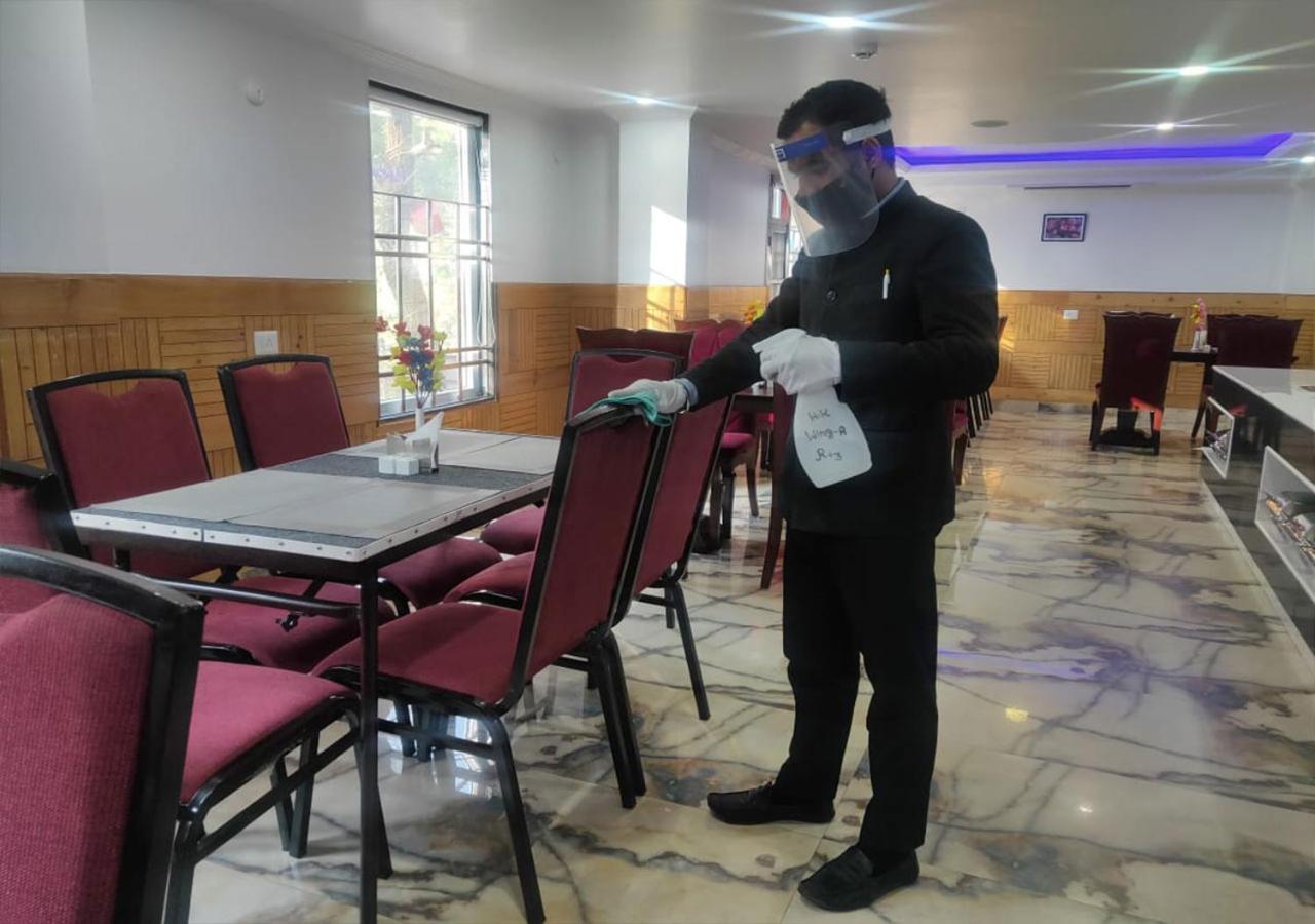 Hotel White Grand Shimla - In City Centre - A Centrally Ac Hotel Ngoại thất bức ảnh