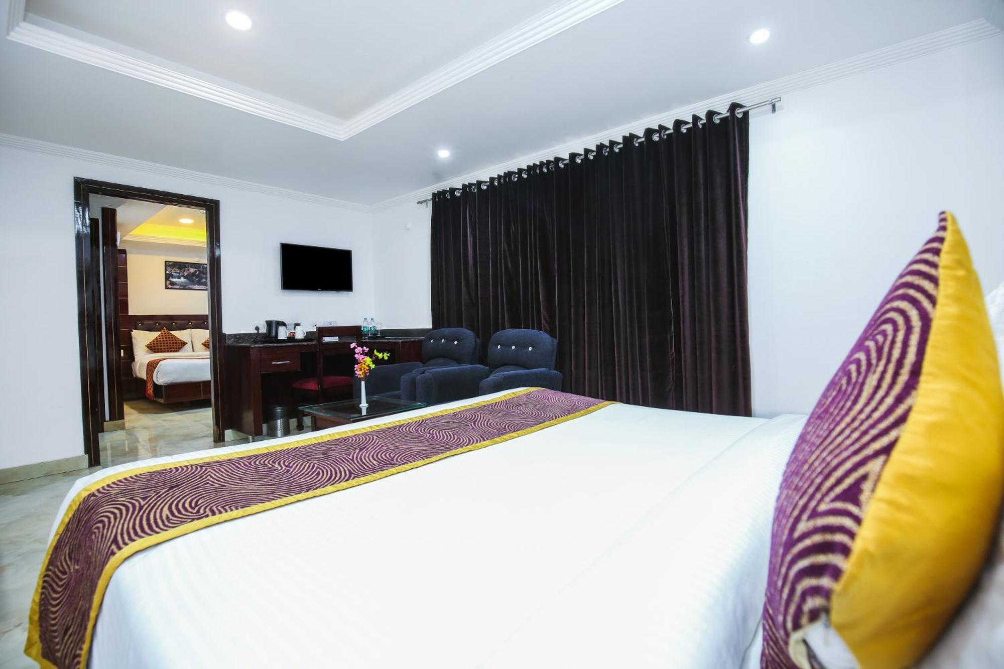 Hotel White Grand Shimla - In City Centre - A Centrally Ac Hotel Ngoại thất bức ảnh