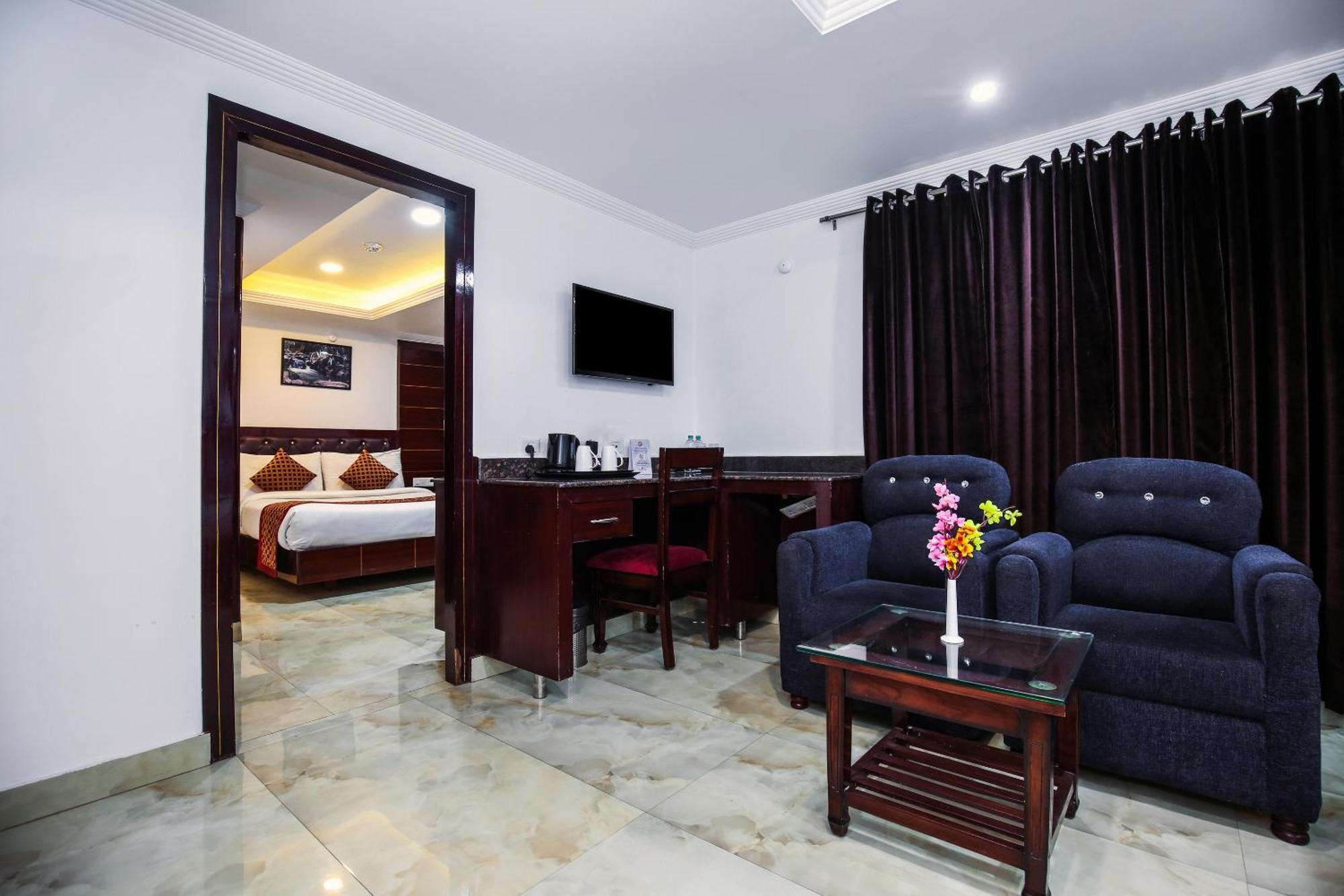 Hotel White Grand Shimla - In City Centre - A Centrally Ac Hotel Ngoại thất bức ảnh
