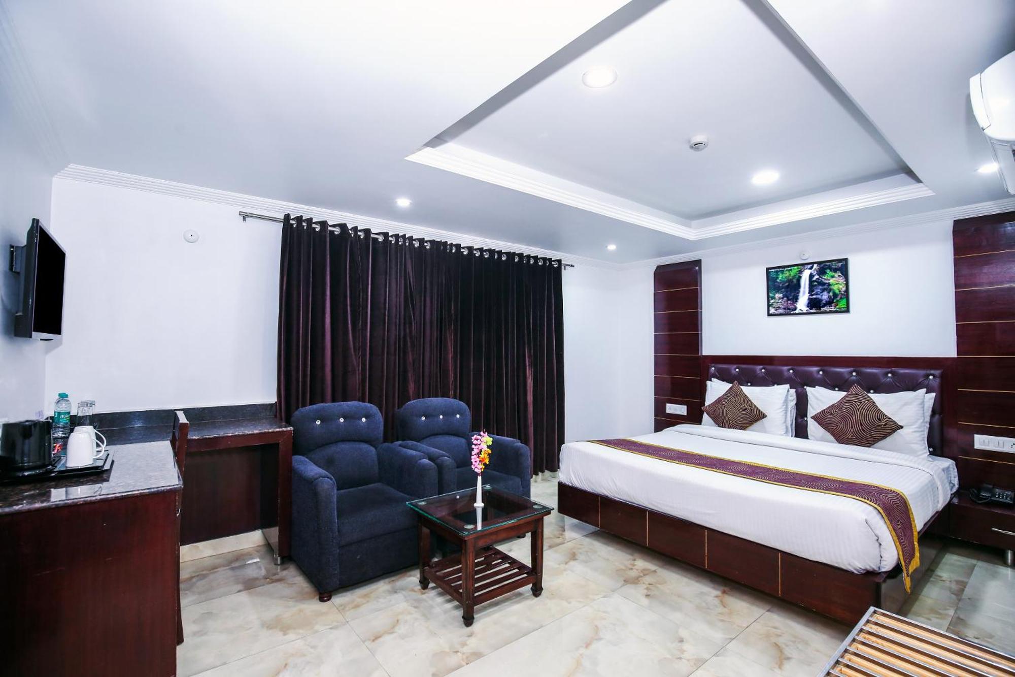 Hotel White Grand Shimla - In City Centre - A Centrally Ac Hotel Ngoại thất bức ảnh