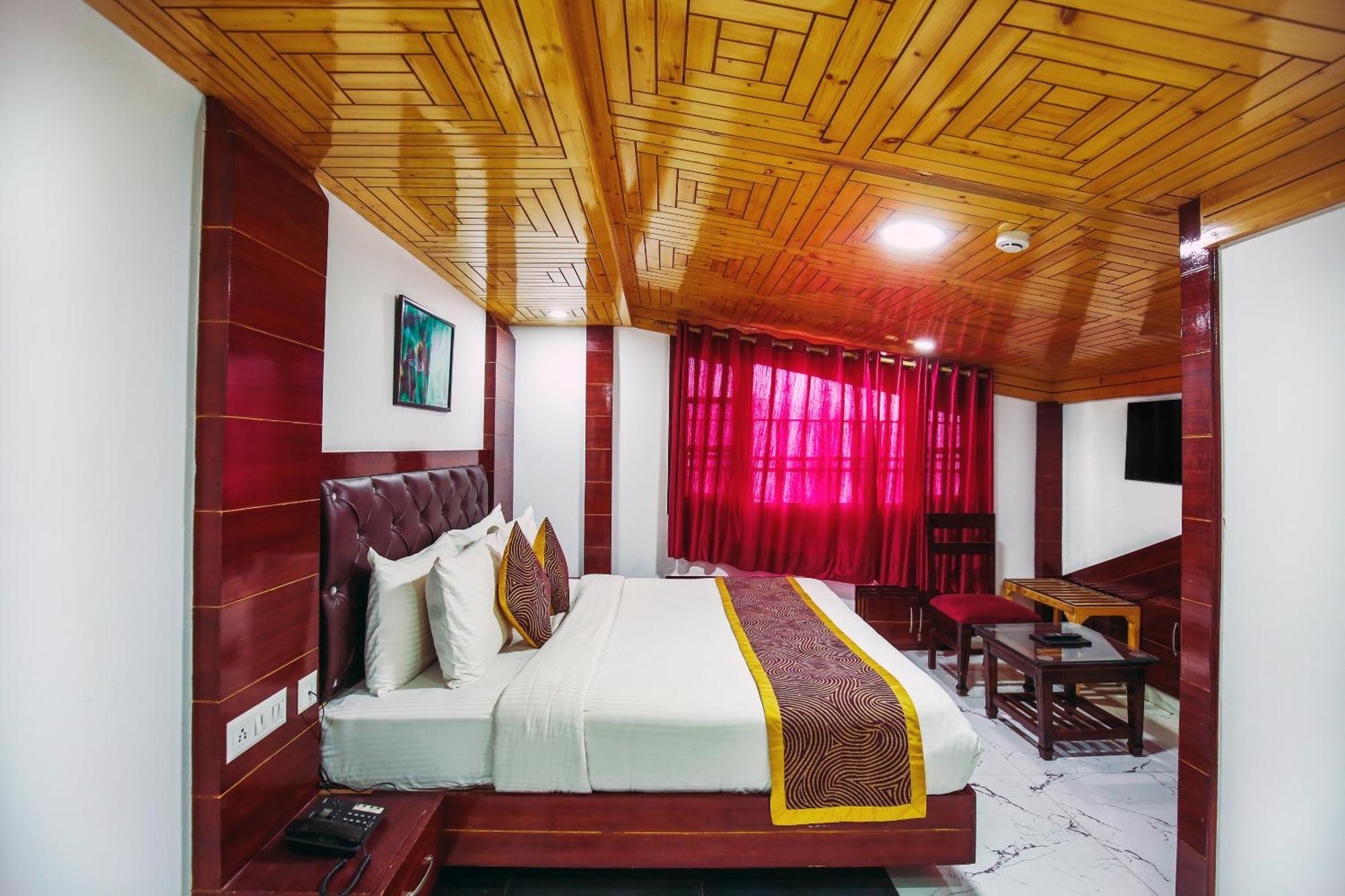 Hotel White Grand Shimla - In City Centre - A Centrally Ac Hotel Ngoại thất bức ảnh