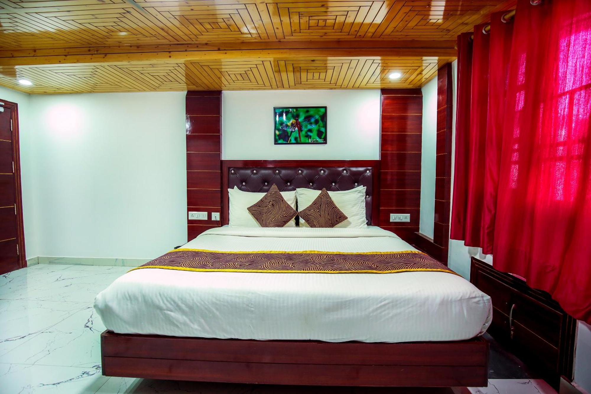 Hotel White Grand Shimla - In City Centre - A Centrally Ac Hotel Ngoại thất bức ảnh