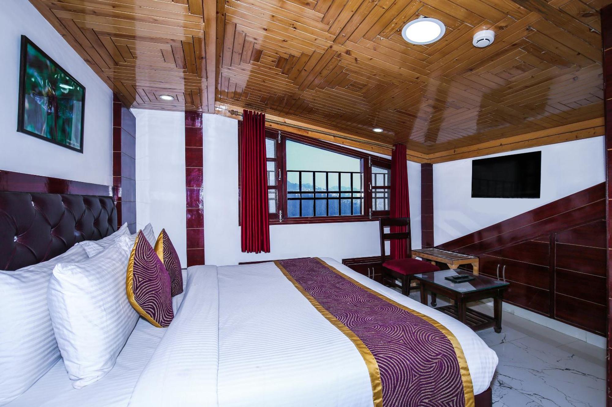 Hotel White Grand Shimla - In City Centre - A Centrally Ac Hotel Ngoại thất bức ảnh